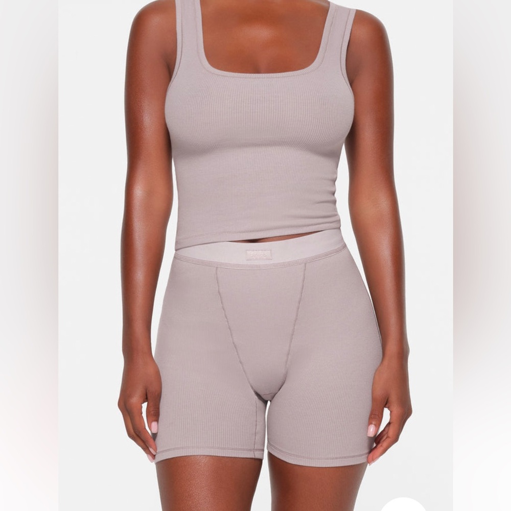 NWT SKIMS Cotton Rib Tank + Boxer Set in color Oyster